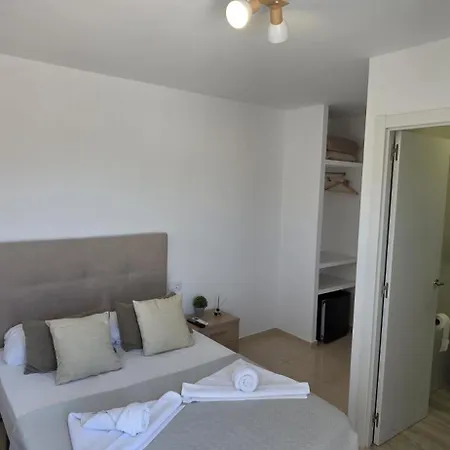فندق مبيت وإفطار Casa Pinos Playa