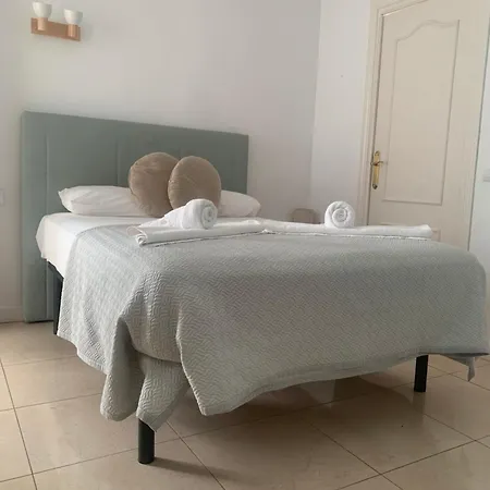 فندق مبيت وإفطار Casa Pinos Playa كاليبي