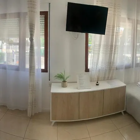 فندق مبيت وإفطار Casa Pinos Playa 3*