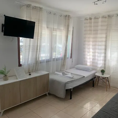 فندق مبيت وإفطار Casa Pinos Playa 3*